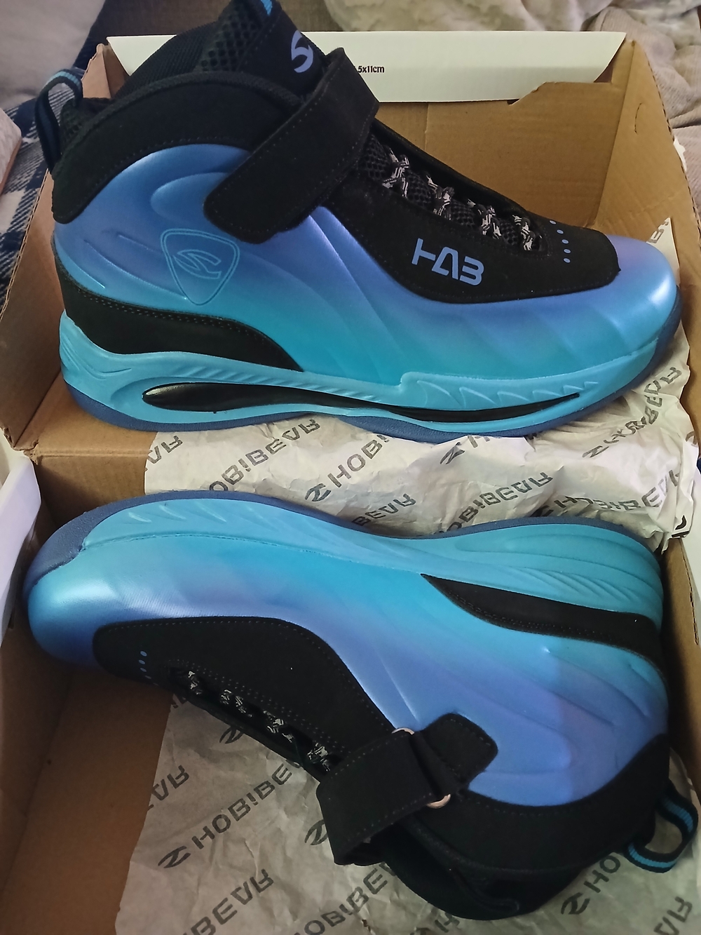HOBIBEAR Blue Gradient High-Top Sneakers